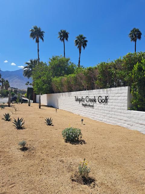 2445 S Broadmoor Drive, Palm Springs CA: https://media.crmls.org/mediaz/c6bc678a-1010-4465-81d4-3f1319b1b48b.jpg