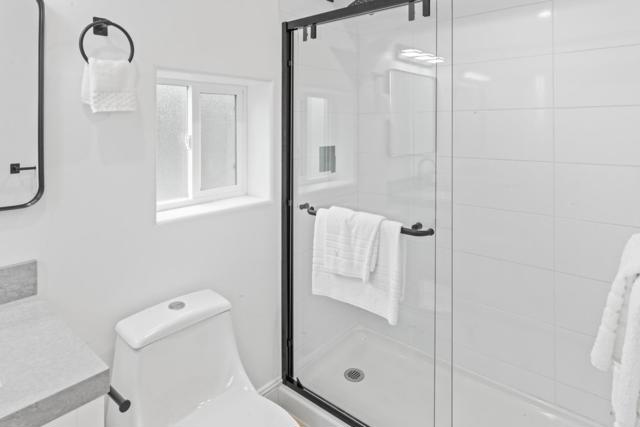 339 Monterey Street, Brisbane CA: https://media.crmls.org/mediaz/c6bd125c-7a06-4917-9ba6-9f1bec20c73f.jpg