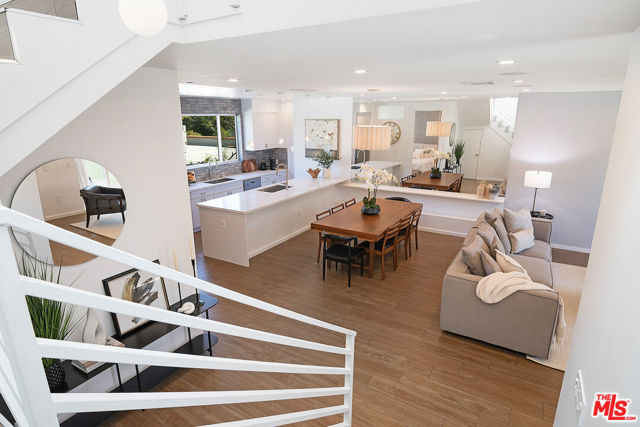 1623 S Bedford Street, Los Angeles CA: https://media.crmls.org/mediaz/c6bd9a48-2357-40dd-9cc6-26eb4ecd5517.jpg