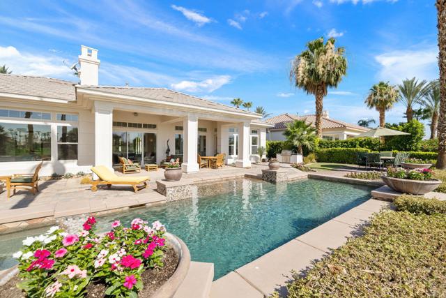 51464 Marbella Court, La Quinta CA: https://media.crmls.org/mediaz/c6bdf1d4-6bf8-4199-b01b-a75024a0d9d8.jpg