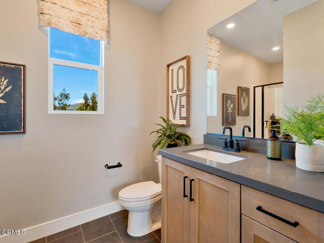 Detail Gallery Image 10 of 23 For 204 Citron Ave, Piru,  CA 93040 - 3 Beds | 3 Baths