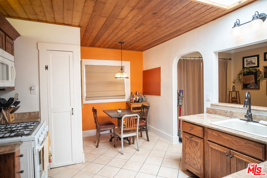 MLS #26865635 image #12