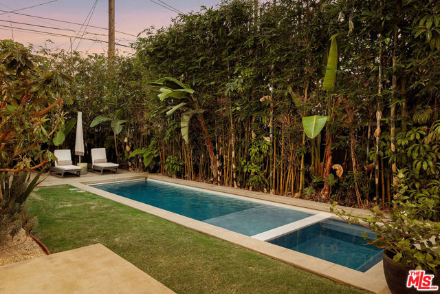 870 Rose Avenue photo 48