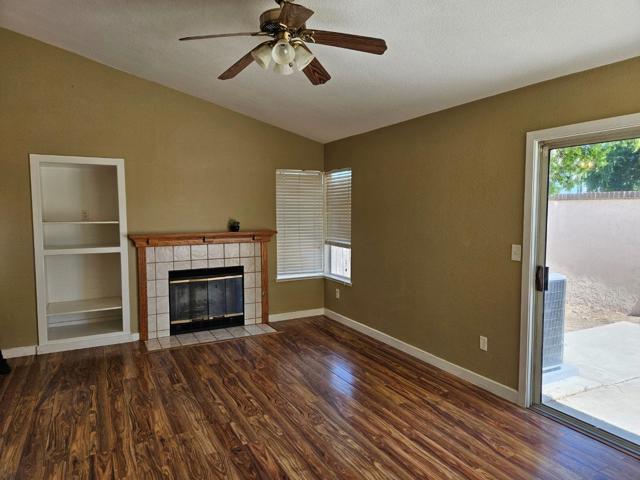 4575 Park Hill Court, Antioch CA: https://media.crmls.org/mediaz/c6c041eb-6421-490f-948b-9501365cbe08.jpg