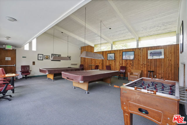 30473 Mulholland Hwy, Agoura Hills CA: https://media.crmls.org/mediaz/c6c07e81-ffdd-4b4b-bdbb-b77ab8a7c9ed.jpg