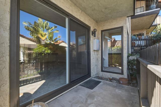 Detail Gallery Image 30 of 49 For 1915 Estrella De Mar Ct #C,  Carlsbad,  CA 92009 - 2 Beds | 2/1 Baths