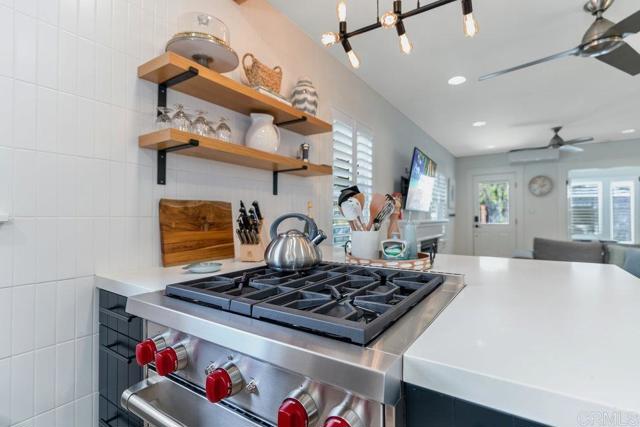 818 7th Street, Coronado CA: https://media.crmls.org/mediaz/c6c3e09b-6925-4565-b392-030b22c42278.jpg