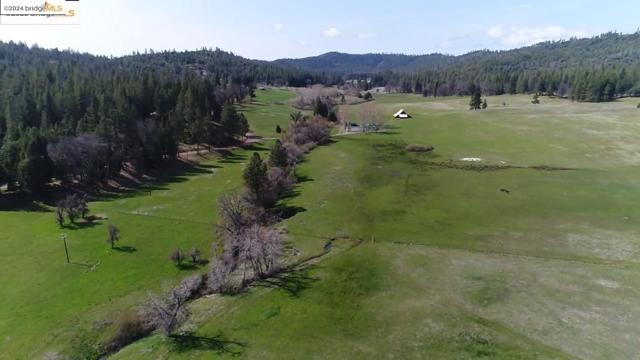 10488 Converse RD, Coulterville CA: https://media.crmls.org/mediaz/c6c4adf8-b91f-4cb7-ae22-7b9cbab2ac9b.jpg