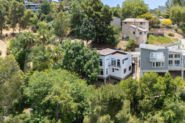 Detail Gallery Image 20 of 21 For 2409 Yorkshire Dr, Los Angeles,  CA 90065 - 3 Beds | 2/1 Baths
