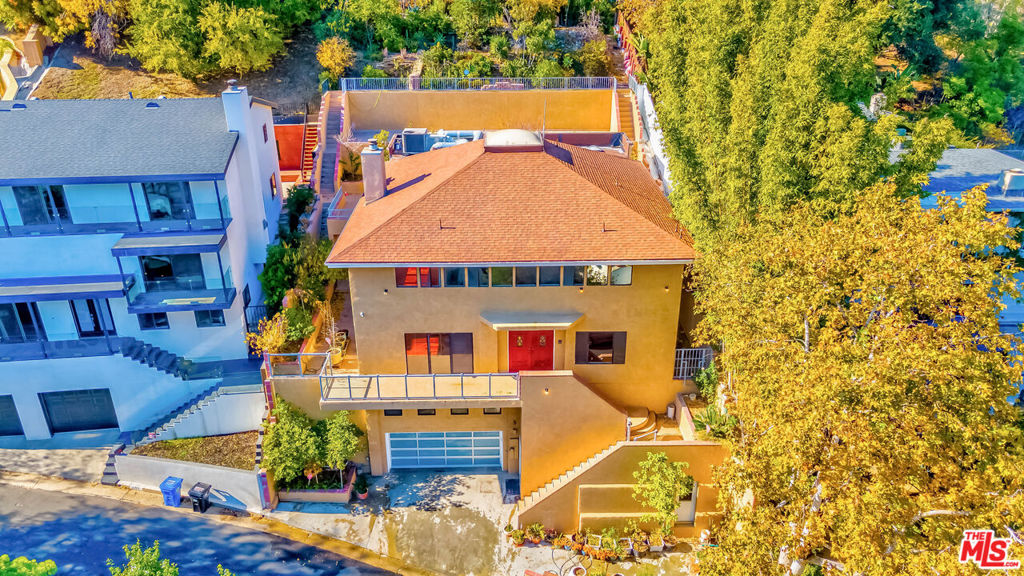 3769 Prestwick Drive, Los Angeles, CA 90027