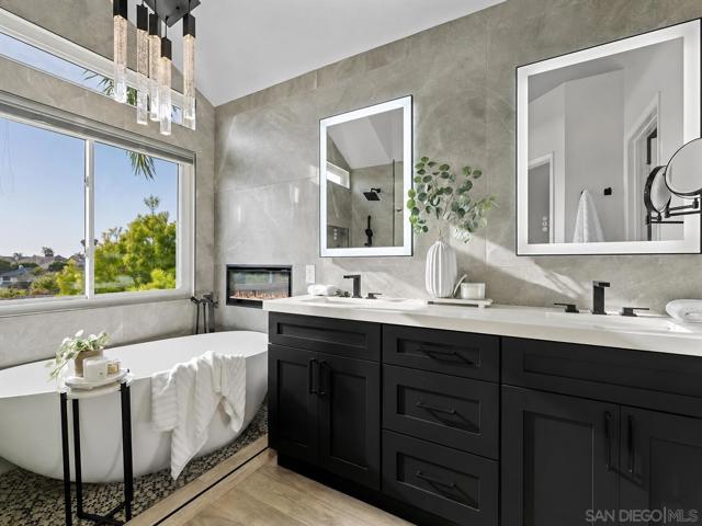 4906 Corte Playa de Castilla, San Diego CA: https://media.crmls.org/mediaz/c6c91f21-57b7-4bc4-a24e-ee71dd9f53ae.jpg