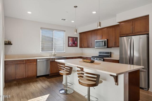 Detail Gallery Image 17 of 53 For 374 Serra St, Camarillo,  CA 93010 - 3 Beds | 3/1 Baths