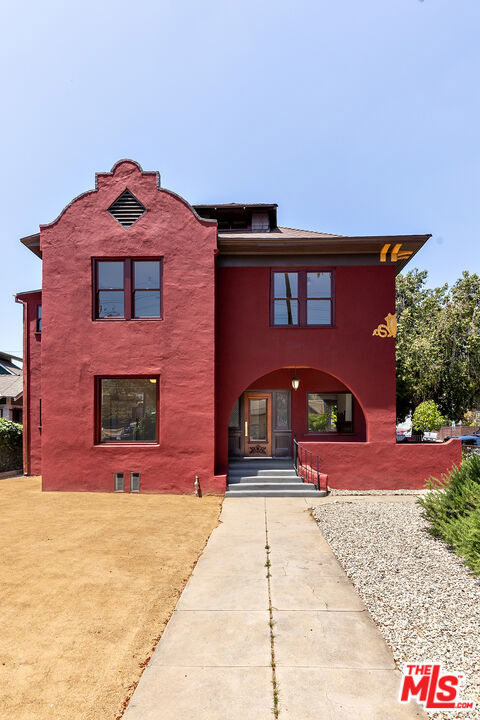 4219 N Figueroa Street, Los Angeles CA: https://media.crmls.org/mediaz/c6c9208a-0f6d-4253-b5f4-96392604f6e8.jpg