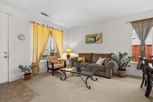 1085 Oakpoint Drive, Bay Point CA: https://media.crmls.org/mediaz/c6c9351d-b233-4e3f-aaba-f31af749a1e1.jpg