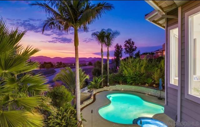 17342 Tam O Shanter Dr, Poway CA: https://media.crmls.org/mediaz/c6cc63b8-6907-4136-992d-a62ffefe4980.jpg