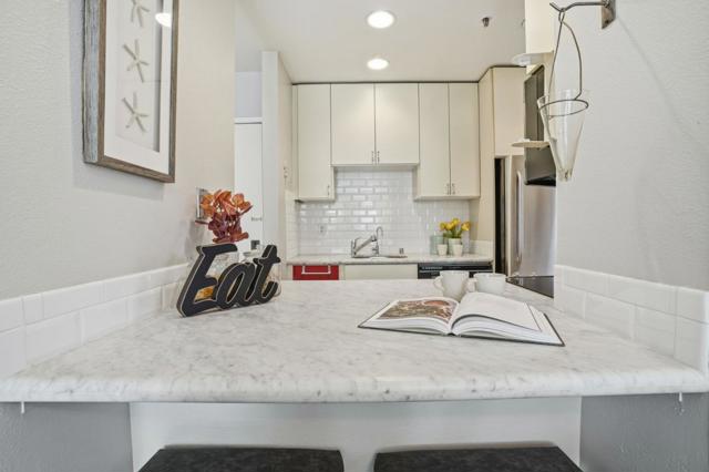 4250 El Camino Real, Palo Alto CA: https://media.crmls.org/mediaz/c6cd1fb9-1433-4355-8d1b-d9bcf5dca0b8.jpg