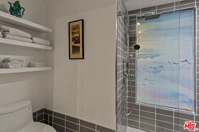 465 N Calle Rolph, Palm Springs CA: https://media.crmls.org/mediaz/c6cd31fa-b7a5-4626-a5b9-54c8b3973e5d.jpg