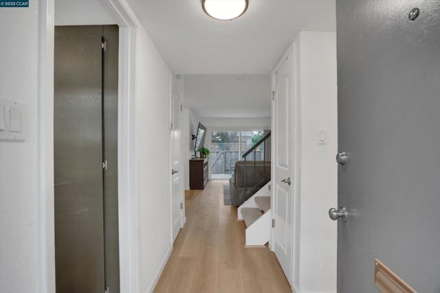 1120 Kenwal Rd, Concord CA: https://media.crmls.org/mediaz/c6cd7798-6aed-43ec-aab0-8edf046884aa.jpg