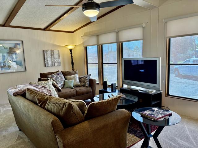74711 Dillon Road, Desert Hot Springs CA: https://media.crmls.org/mediaz/c6cd9ffd-63b5-4b93-bf42-5e23e1a2a3c0.jpg