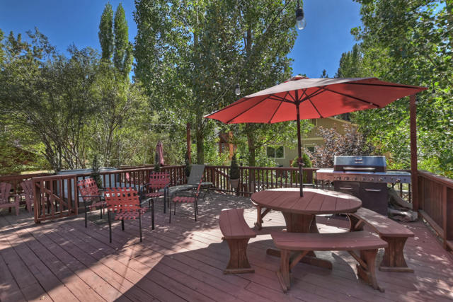 43259 Bow Canyon Road, Big Bear CA: https://media.crmls.org/mediaz/c6ce831e-7991-49de-9ddb-b8254c94be08.jpg