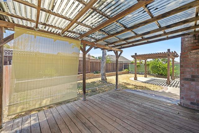 676 Colusa Way, Livermore CA: https://media.crmls.org/mediaz/c6cf3a0a-da27-4460-8ee2-c0bc176264db.jpg