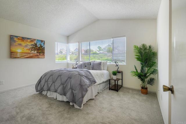 Detail Gallery Image 19 of 39 For 5349 Gooseberry Way, Oceanside,  CA 92057 - 3 Beds | 2/1 Baths