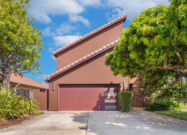 707 Santa Cruz Lane, Foster City CA: https://media.crmls.org/mediaz/c6d100d8-0c2d-4713-912d-56285c434558.jpg