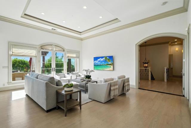 12252 Menalto Drive, Los Altos Hills CA: https://media.crmls.org/mediaz/c6d10cf4-1a1e-4203-bb5f-38abe0e59453.jpg