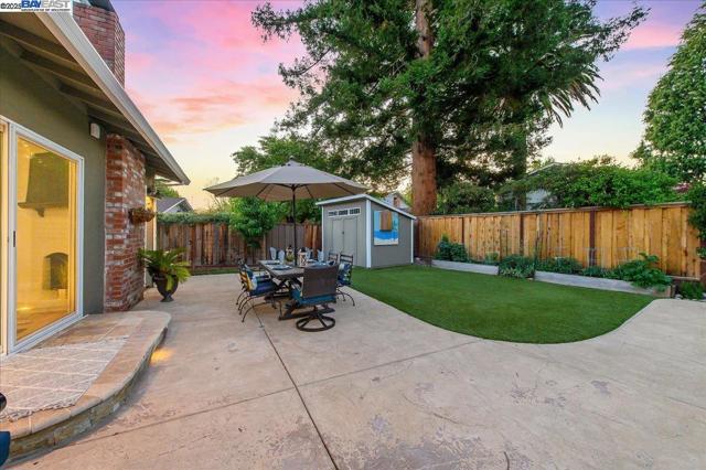 4839 Merganser Ct, Pleasanton CA: https://media.crmls.org/mediaz/c6d14899-7ee1-4d4a-977c-713ba56e983a.jpg