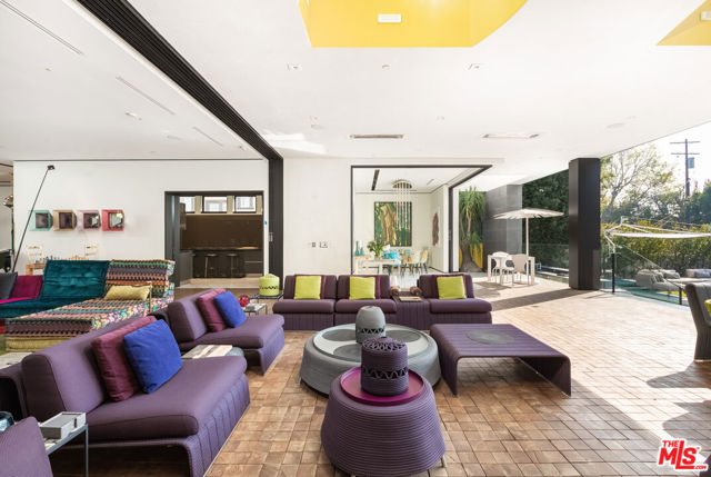 Image 35 of 53 For 809 Rexford Drive