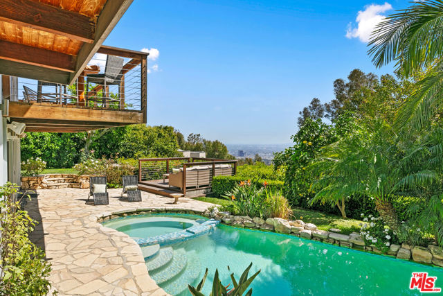 1470 N Tigertail Road, Los Angeles CA: https://media.crmls.org/mediaz/c6d25130-897b-4366-bd7a-6a1dd65e0a8f.jpg