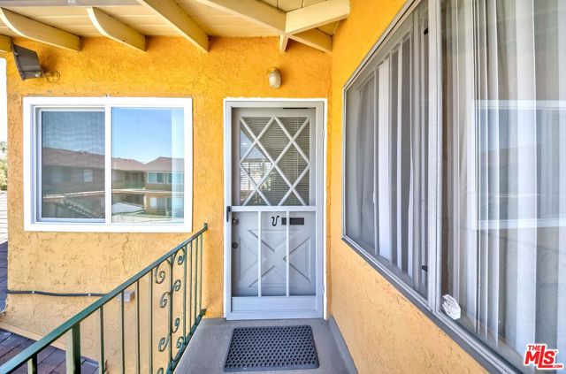 711 S Sierra Vista Avenue, Alhambra CA: https://media.crmls.org/mediaz/c6d3c036-06d2-41d4-a9d5-cf28e1c6d3b9.jpg