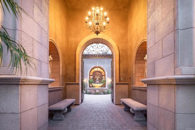 4955 Rancho Del Mar Trail, San Diego CA: https://media.crmls.org/mediaz/c6d56bc9-3bbc-4c6e-b2fe-eb04144d8ddc.jpg