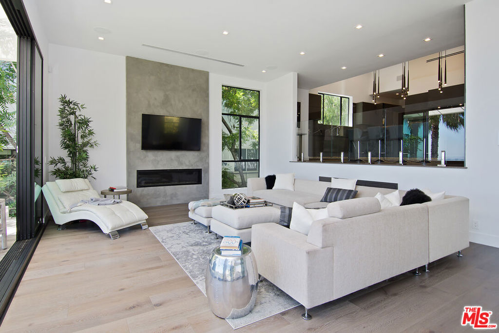 MLS #25620105 image #18