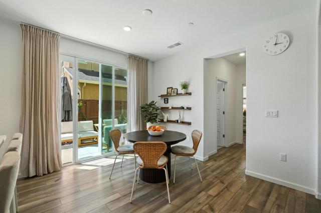 1371 Hadley Drive, Woodland CA: https://media.crmls.org/mediaz/c6d57926-6dfa-4c02-9f95-3b81e10b385e.jpg