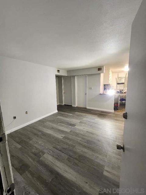 Image 23 of 28 For 700 Blair  