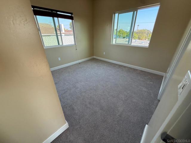 Image 4 of 15 For 5448 Mary Lane