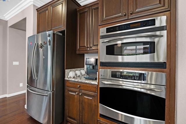 6232 Murdock Way, San Ramon CA: https://media.crmls.org/mediaz/c6d81afb-8e1a-4895-b627-f442d3726aa8.jpg