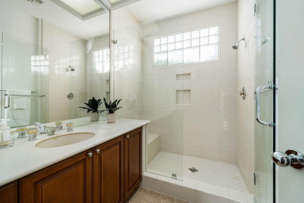 MLS #219136684DA image #24