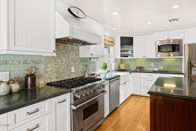 1967 La France Avenue, South Pasadena CA: https://media.crmls.org/mediaz/c6d8cee8-5f2c-4d3d-9386-1cb9532df6c7.jpg
