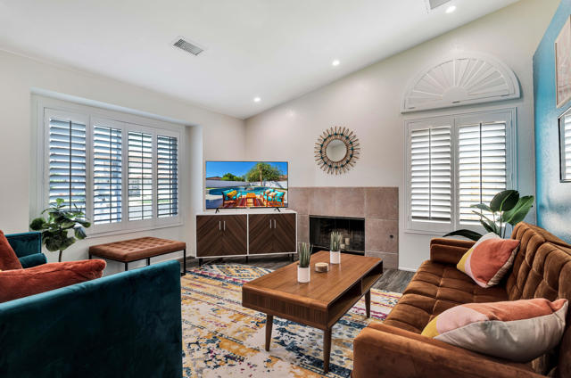45603 Sutter Creek Road, Indio CA: https://media.crmls.org/mediaz/c6db8623-0296-40ee-9c67-0c2e0bf76b61.jpg