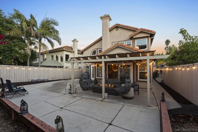 1846 Corte Pulsera, Oceanside CA: https://media.crmls.org/mediaz/c6dbd5d4-17f3-42d7-b210-c1bf854e7b87.jpg