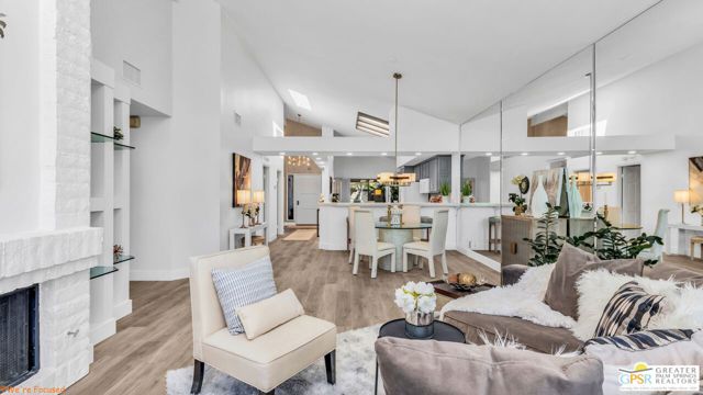 307 Appaloosa Way, Palm Desert CA: https://media.crmls.org/mediaz/c6dc159e-1c72-499a-ba97-0e5eaae8f43a.jpg