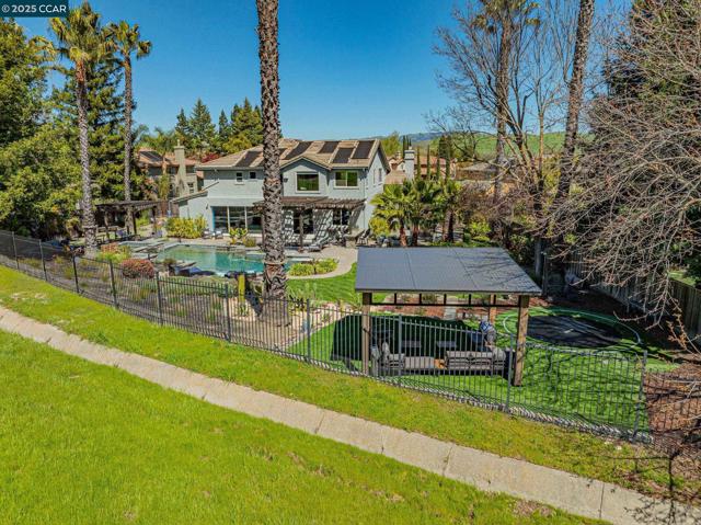 Image 41 of 59 For 1150 Vista Monte Dr