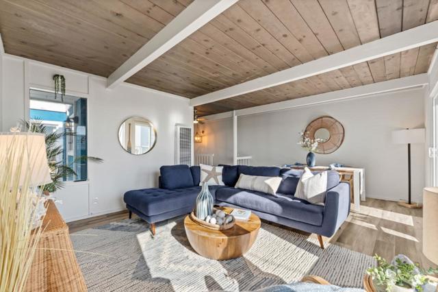 118 Marina Avenue, Aptos CA: https://media.crmls.org/mediaz/c6dd3822-3740-4f72-b0a7-0fb1b44f6216.jpg
