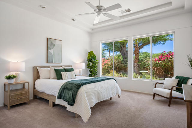 44010 Royal Troon Drive Drive, Indio CA: https://media.crmls.org/mediaz/c6ddd655-bd29-4f64-8968-04fdab269474.jpg