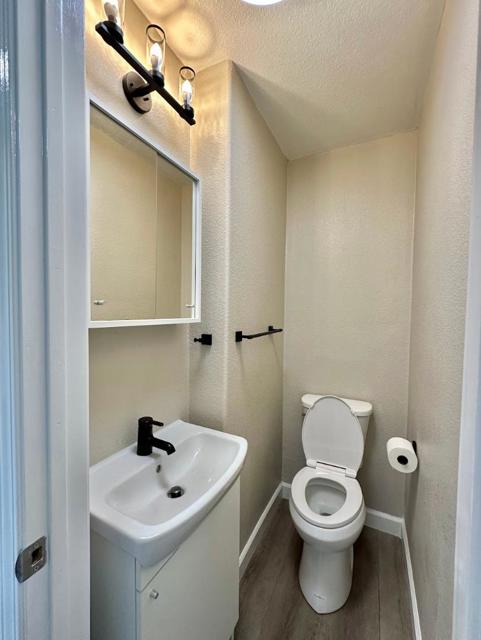 364 Sequoia Street, Salinas CA: https://media.crmls.org/mediaz/c6de2e64-cf54-476d-bfab-d8c370329428.jpg