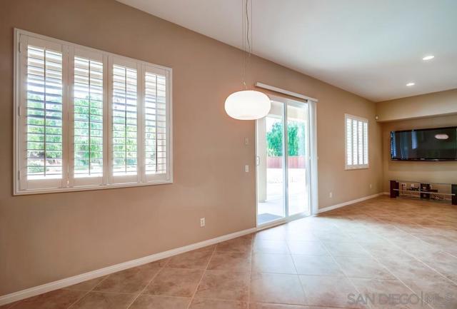 Image 8 of 61 For 26788 Calico Ct