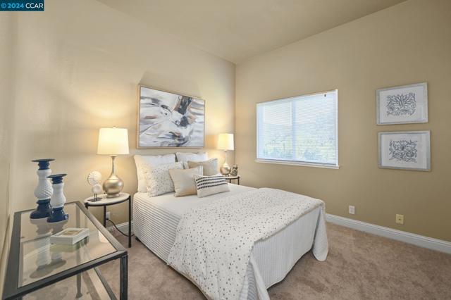 Image 26 of 40 For 1063 Sunrise Ridge Dr