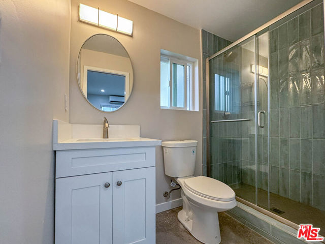6802 E Huntdale Street, Long Beach CA: https://media.crmls.org/mediaz/c6e26d24-575b-449a-a9b7-fee995b391f8.jpg